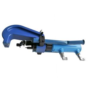 Simple operatation self piercing riveter road sign plate making