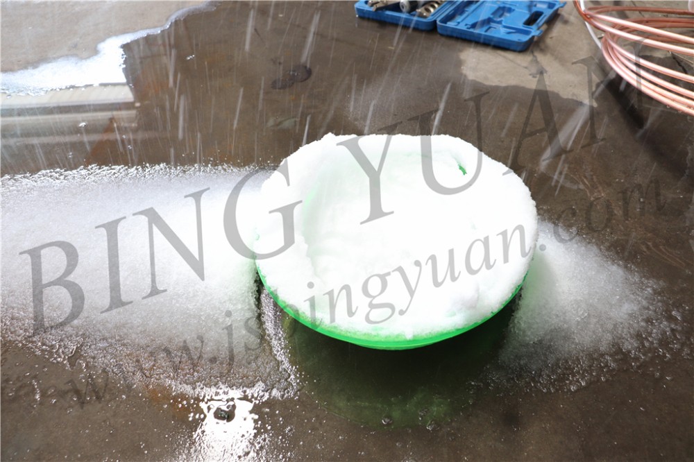 Stainless Steel 304 100KG Indoor Snow Making Machine , Fake Snow Falling Machine