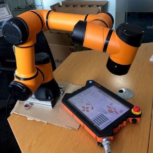 Mini Robot AUBO I3 Of Collaborative Robot With 3KG Payload Robotic Welding Arm