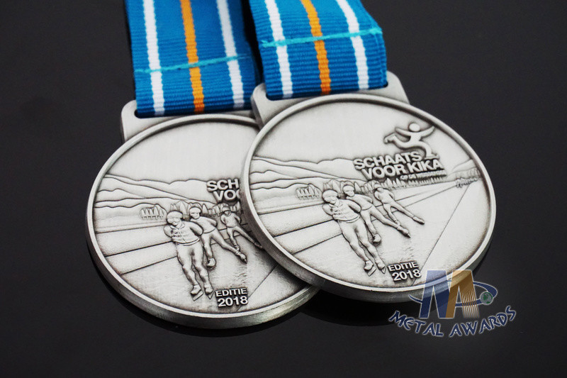 Sports Skiing Event 3D Effect Metal Award Medals With Antique Silver Plating Stripe Ribbon