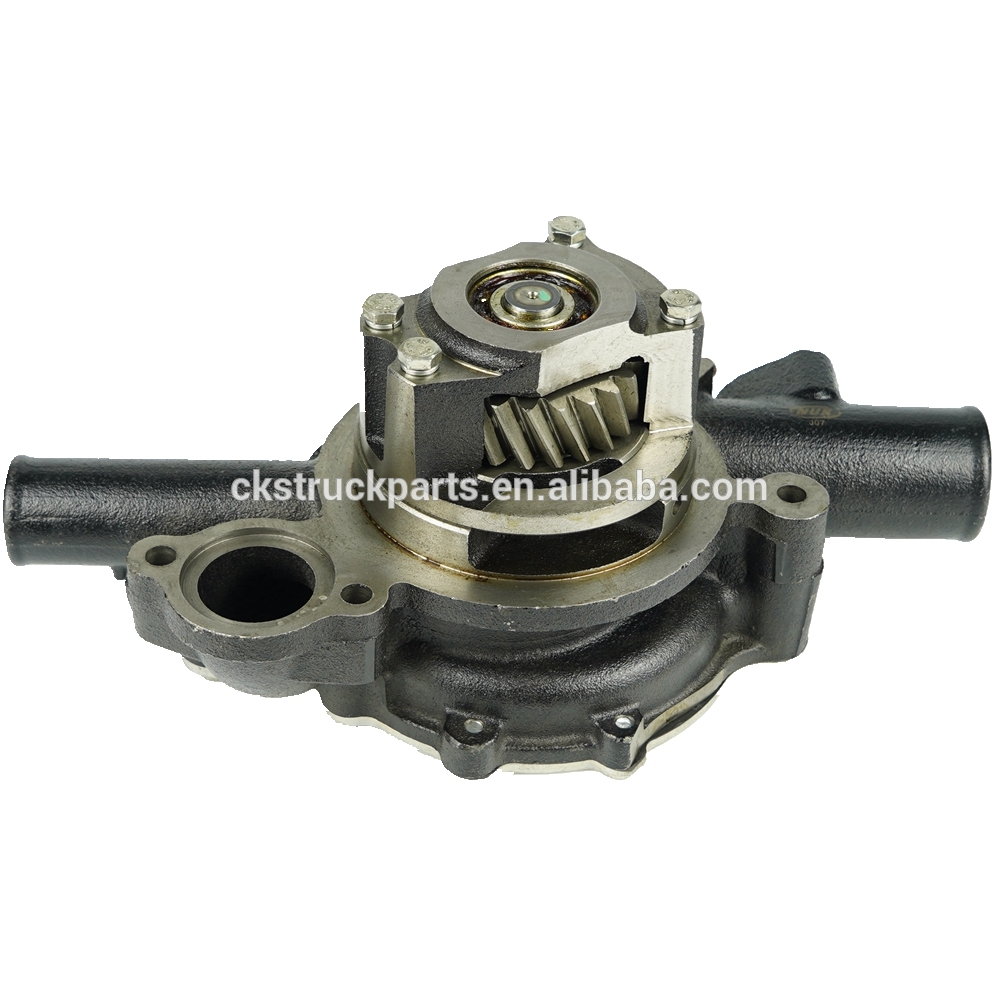High Quality And Competitive Price Car Engine OEM ME995584 Japanese Truck Water Pump for Mitsubishi fuso 6DD2T Engine