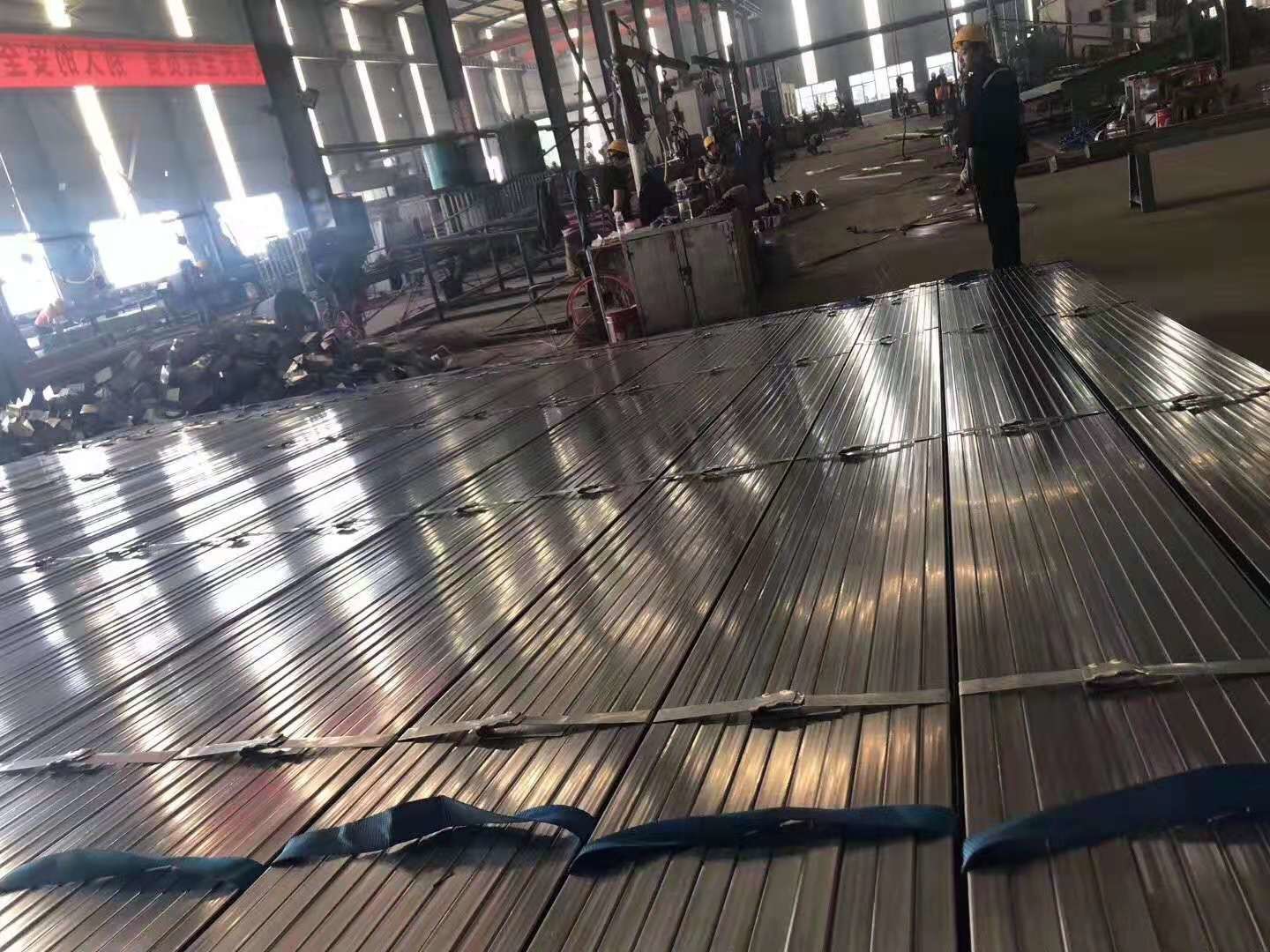 Anti Rust Painting Hot Dip Galvanized Steel Pipe , Steel Frame Greenhouse 15mm Stainless Steel Tube