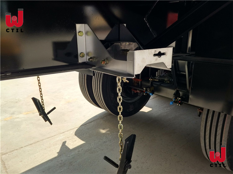 enclosed trailer