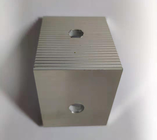 6000 Series Anodised Aluminium Angle High Strength With Screw Bolt Hole