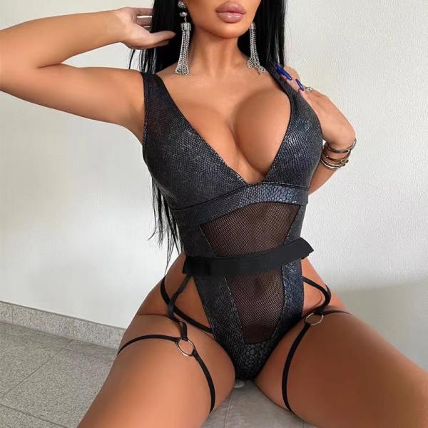 Tight Ladies One Piece Swimsuit Sexy Bronzing Stitching Deep V One Piece