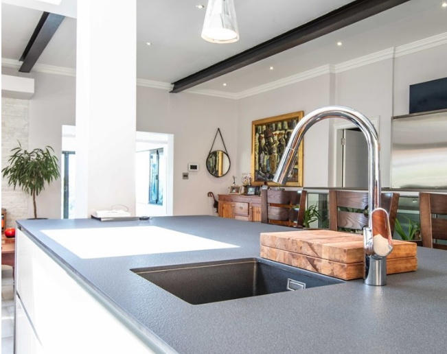 Polished/Matte Porcelain Tile Finish Full Body Sintered Stone Bench Top for Bathrooms
