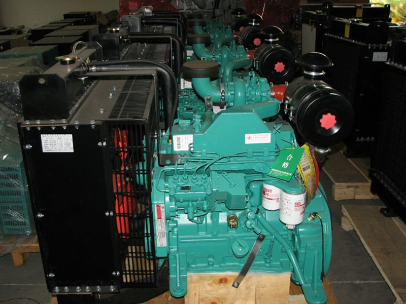 125kva 100kw Cummins Diesel Generator With 24V Battery Charging Alternator