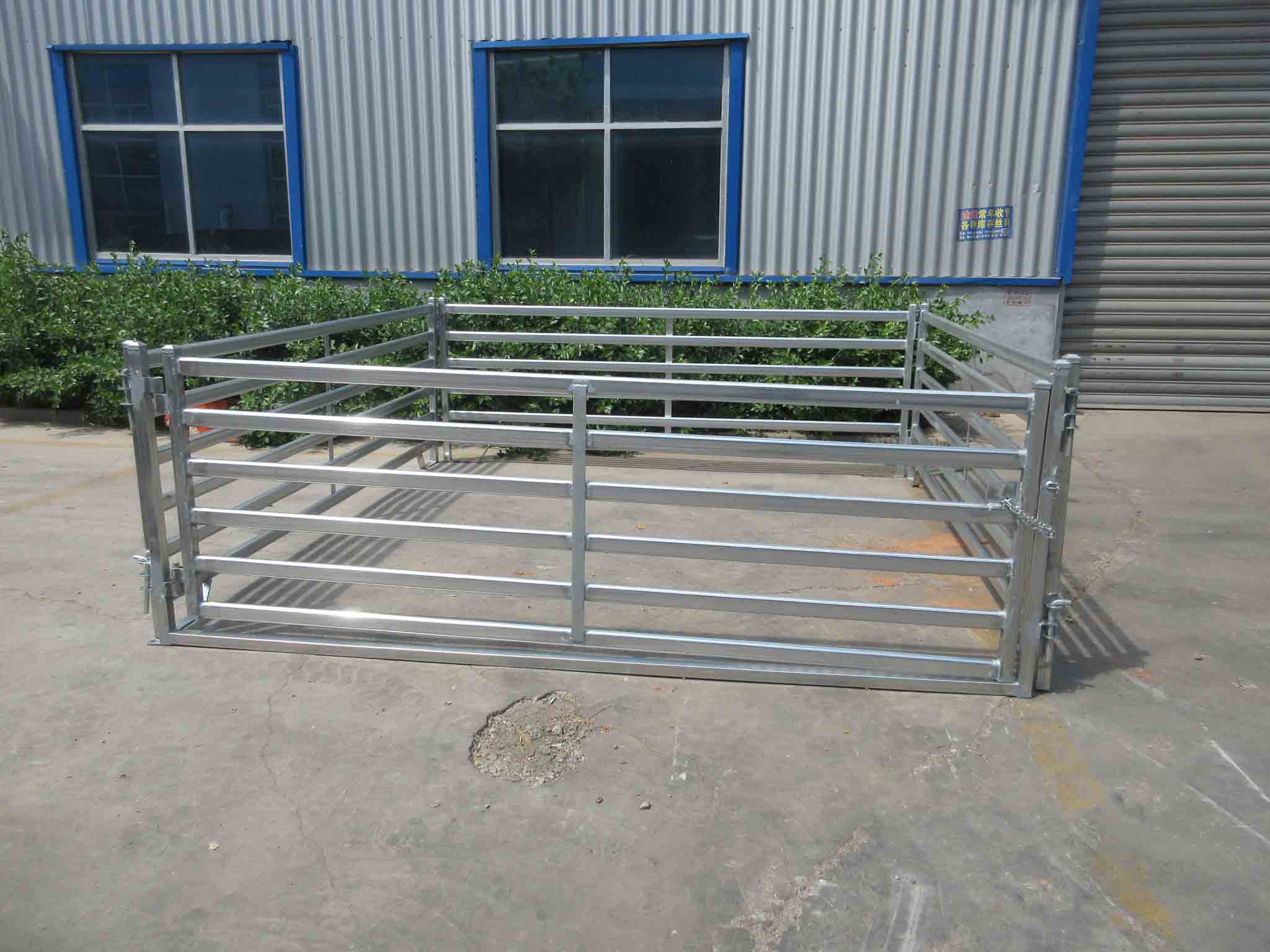 Portable Silver 6ft X 10ft Wire Cattle Panels Weather Resistant