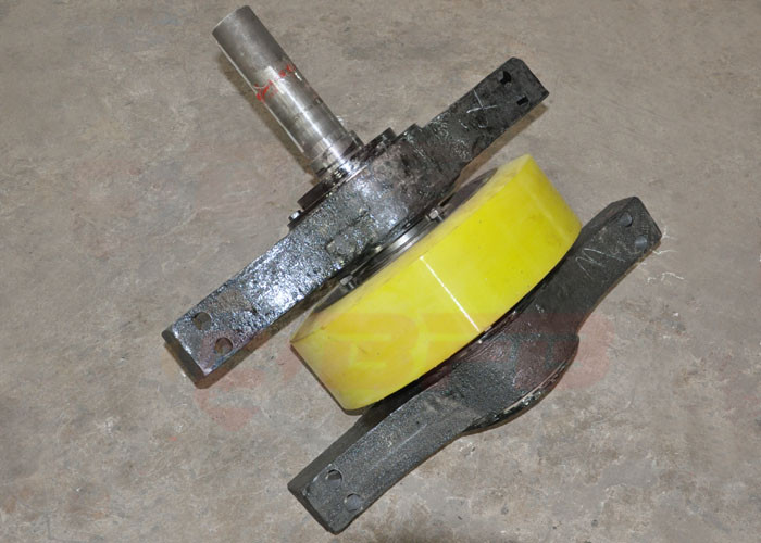 Box Girder Structure Mining Cart Wheels , Gantry Crane Rail Wheels With Driving System