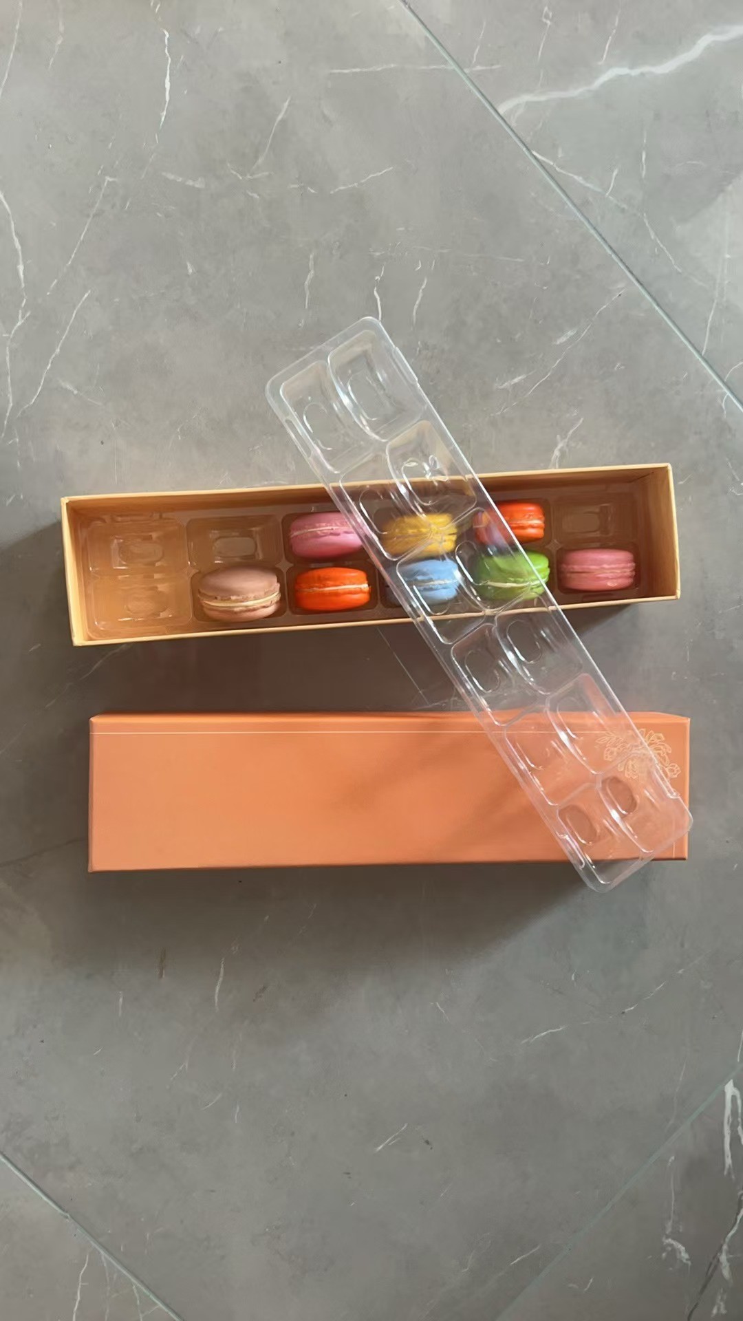 12 Macaron Gift Box Packaging Boutique Carton Dessert Packaging Customized