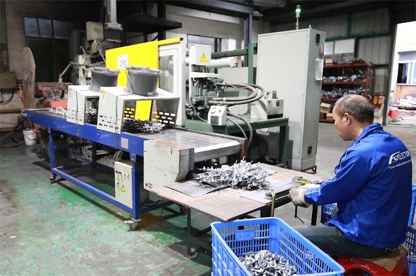 Single/ Muiti Cavity Die Casting Service Parts Gravity Sand Casting Parts