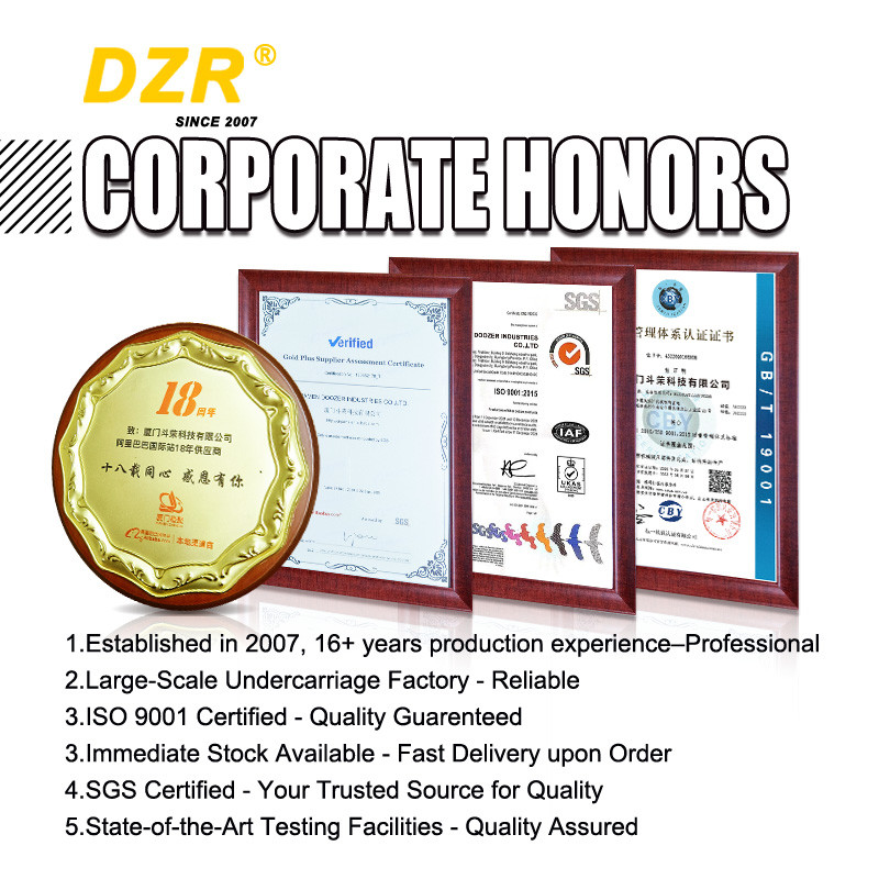 DX380 Bulldozer Front Idler Excavator Dozer Parts Front Idler For Undercarriage Parts
