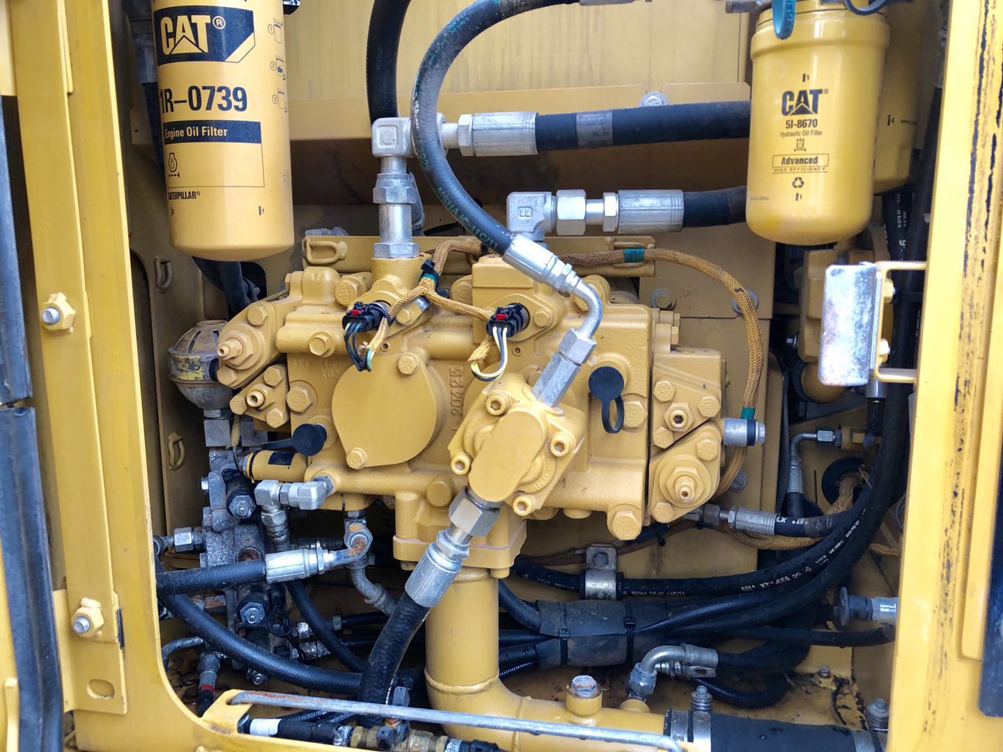 Used Cat 313D Japan Excavator Year 2021 Original Hydraulic Pump with Advanced Technology