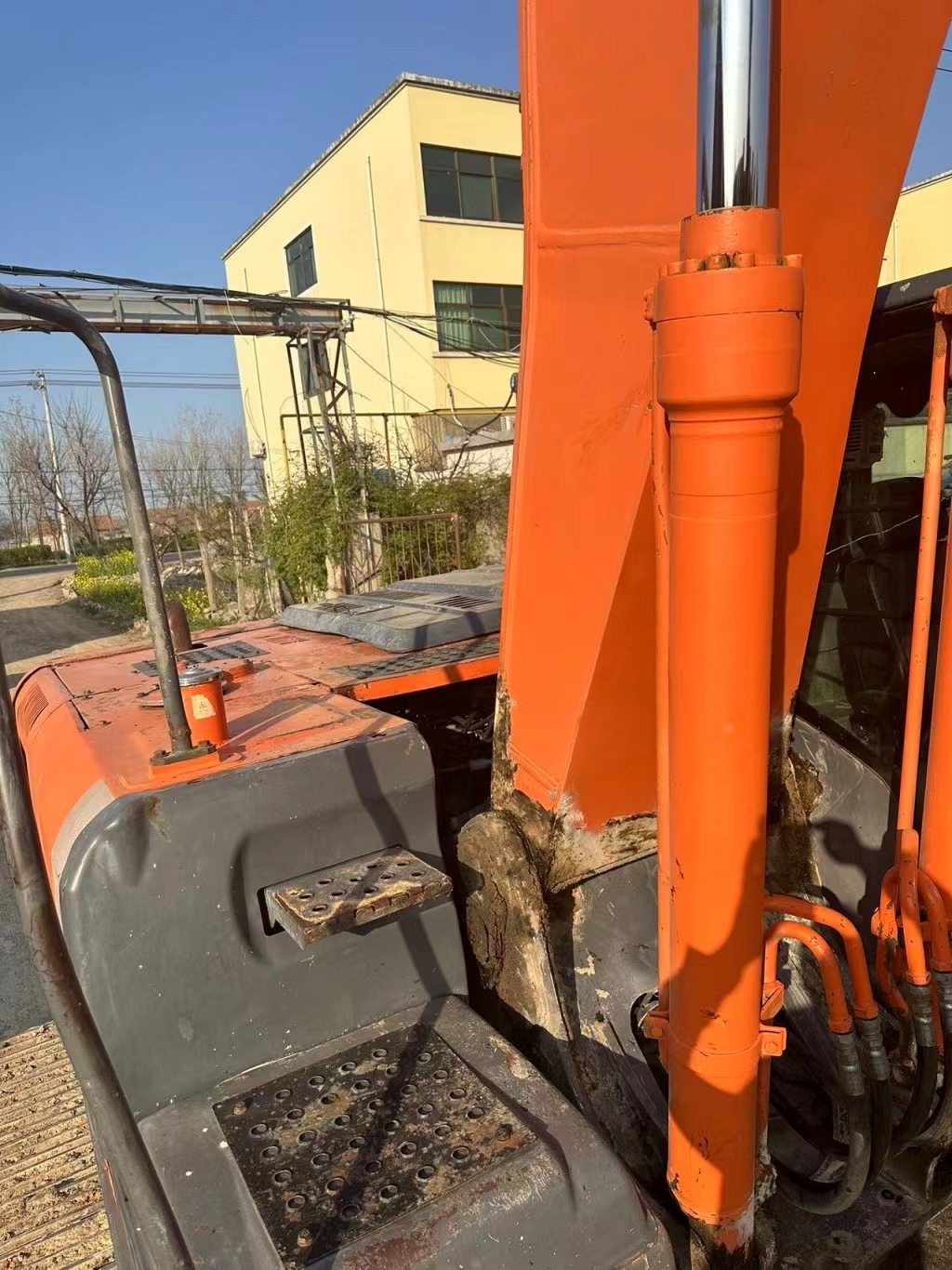 20 Ton Ready Used Excavator For Work And Experienced Used Korea Imported Hitachi 200-5A In Good Condition