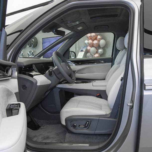 2022 Electric Car ZEEKR 009 Energy Vehicles 6 Seats MPV Dual motor all-wheel-drive EV Car