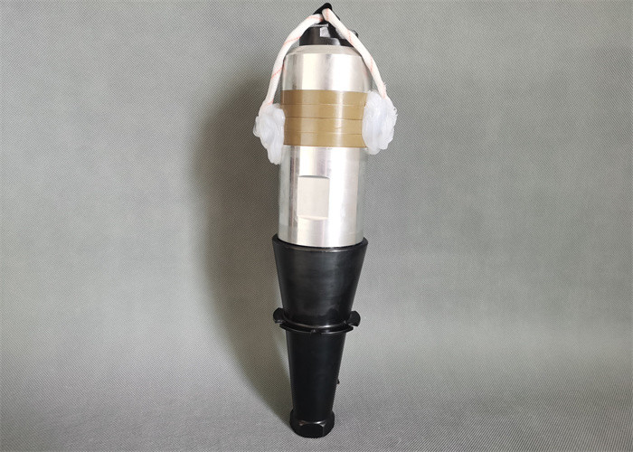 3600w Ultrasonic Welding Transducer 15Khz With 70mm Diameters Ceramics