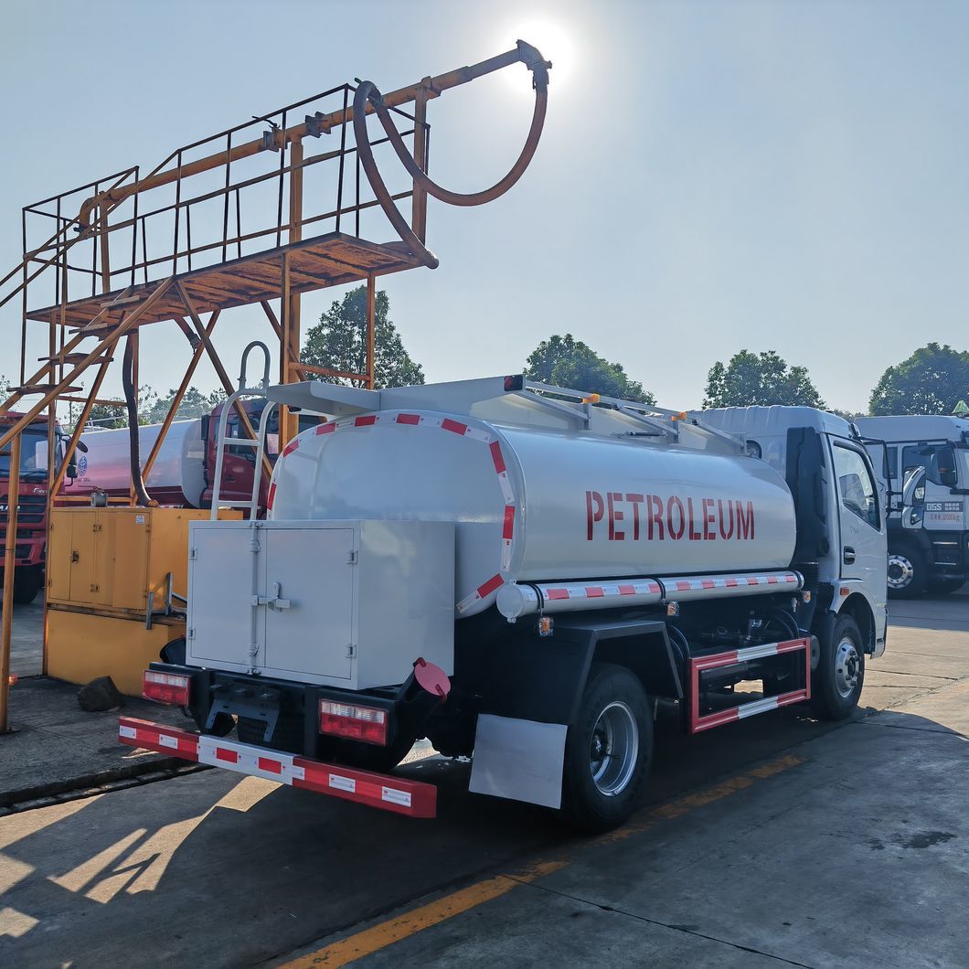 Dongfeng Captain C Rhd Mini Fuel Dispenser Tanker Truck