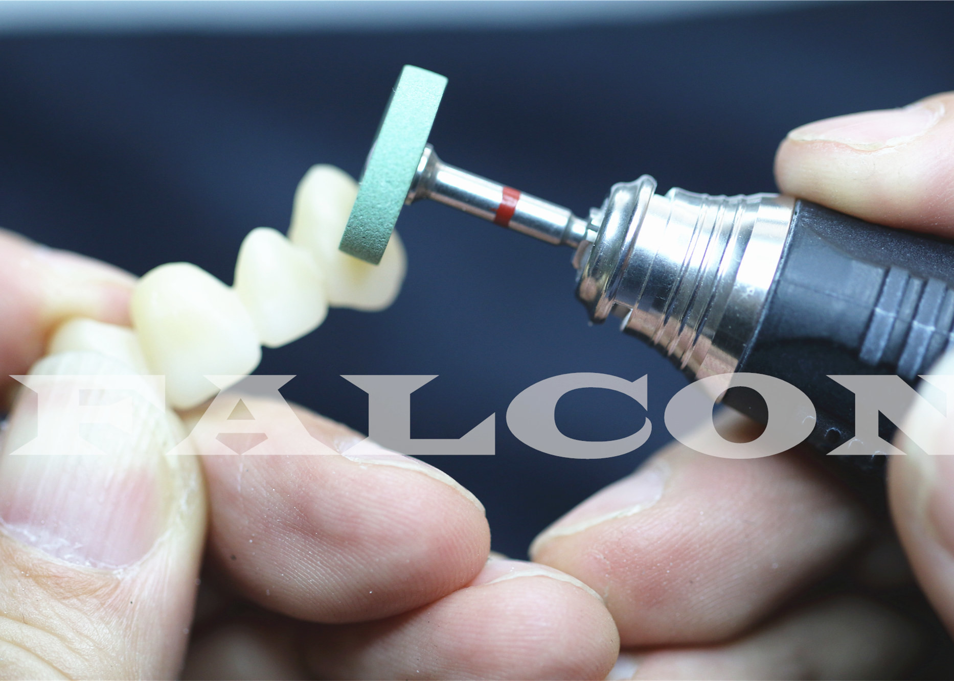 Grinding Sintered Diamond Disc Mounted Zirconia Polishing Burs 4.5mm Thickness