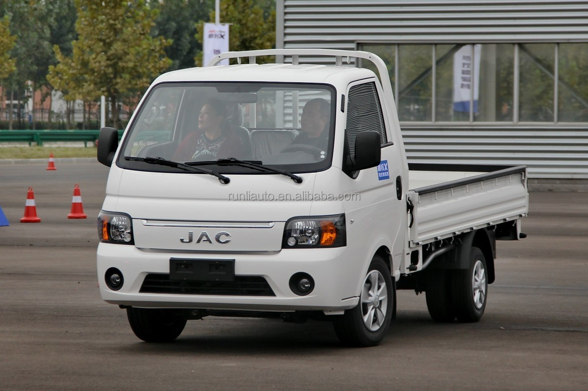 JAC X5 Small Cargo Lorry Truck 3Tons 120HP Gasoline Engine Left Steering