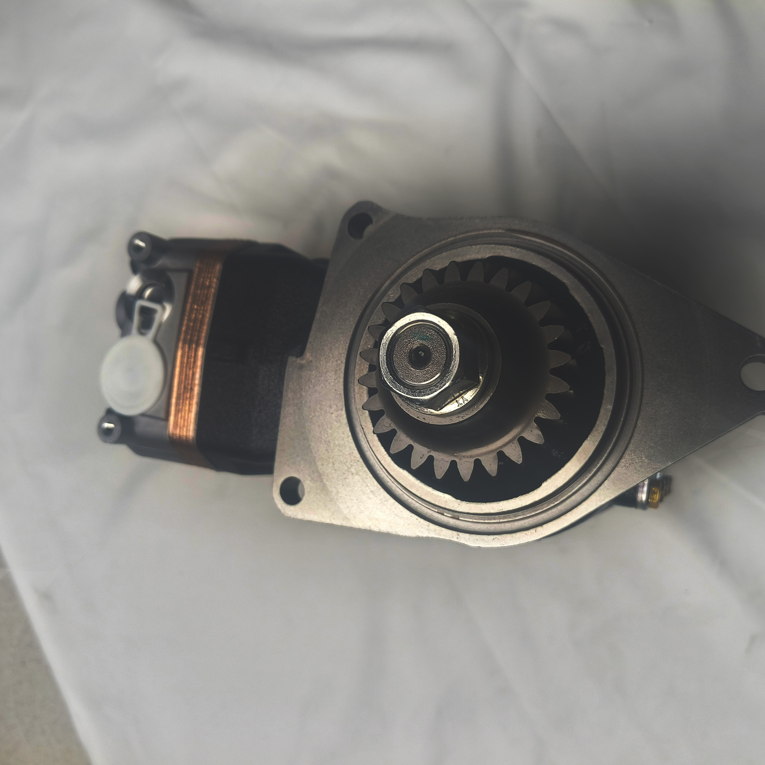 Weichai K007025 Air Compressor Assembly CY-7 100040688 4460CC for Replacement/Repair