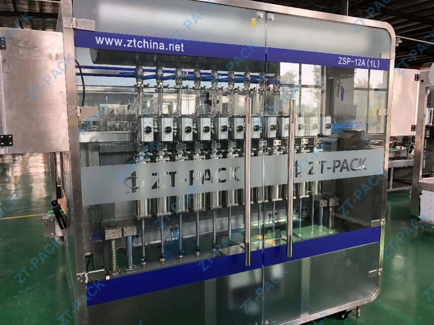 Linear Lube Oil Packing Machine