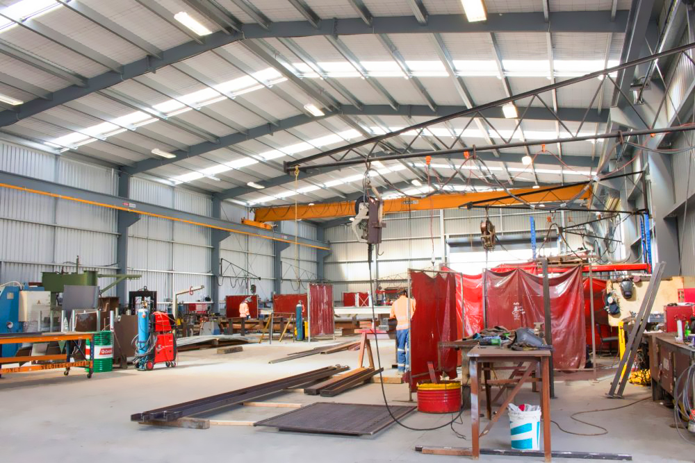 Prefab Metal Space Frame Q235 Q355B Grade Customized Steel Structure Workshops Factories