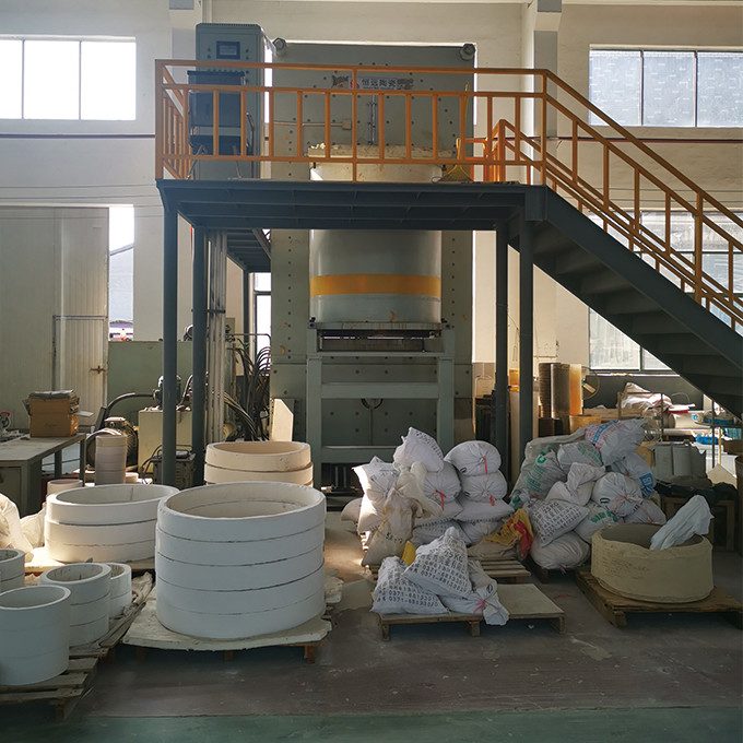 High Temperature Resistance Zirconia Ceramics machining zirconia For Induction Heating Tubes