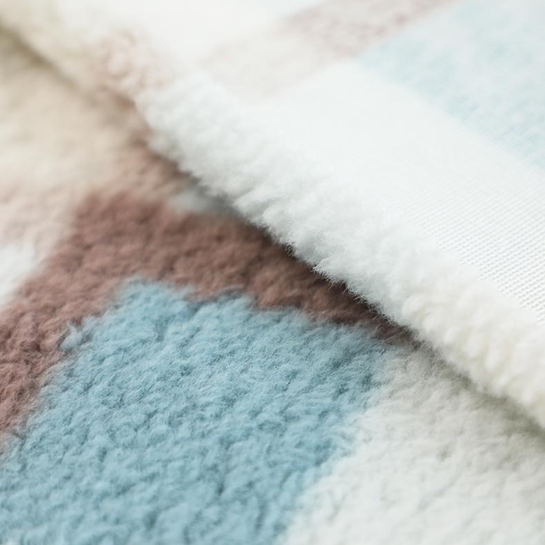 Winter Warm Coat Carpet Bedding Green Sherpa Fabric 300gsm 150D