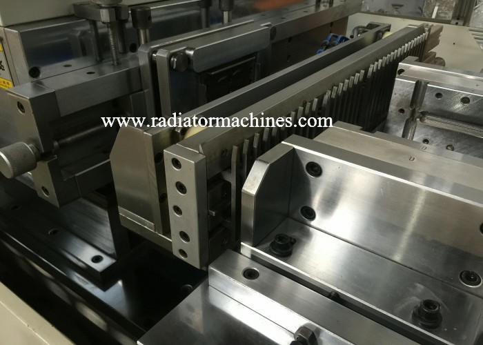 Semi Automatic Radiator Core Builder Machine Pneumatic Tube Distribution Function