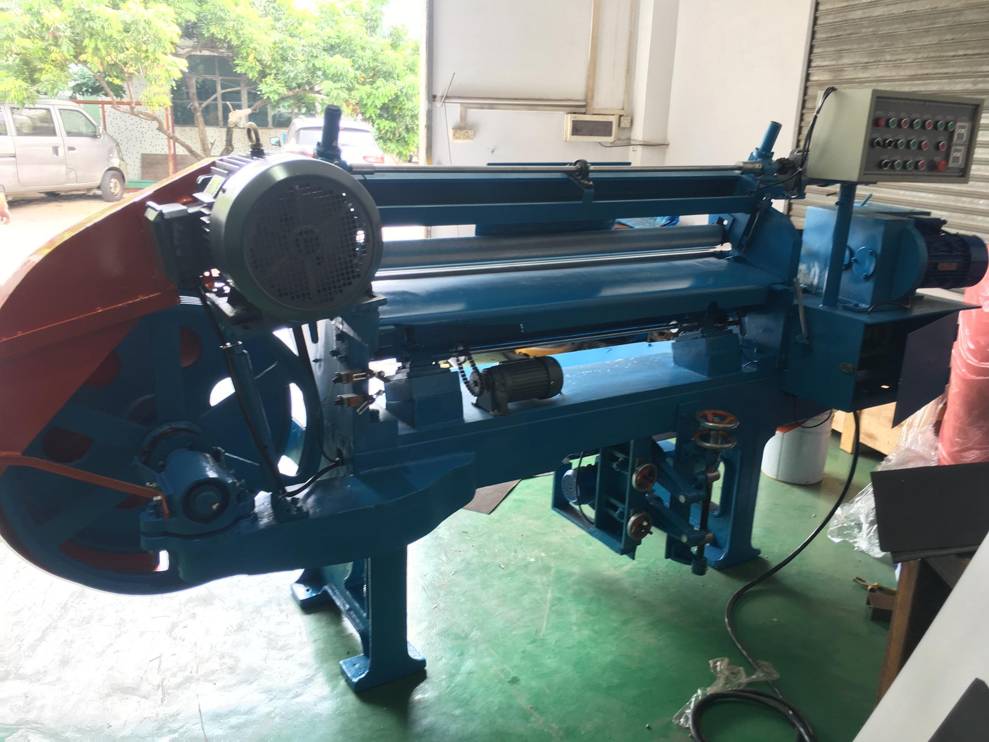 1600 mm Automatic EPE EVA XPE EPDM Polyethylene Foam Slicing Machine for Production