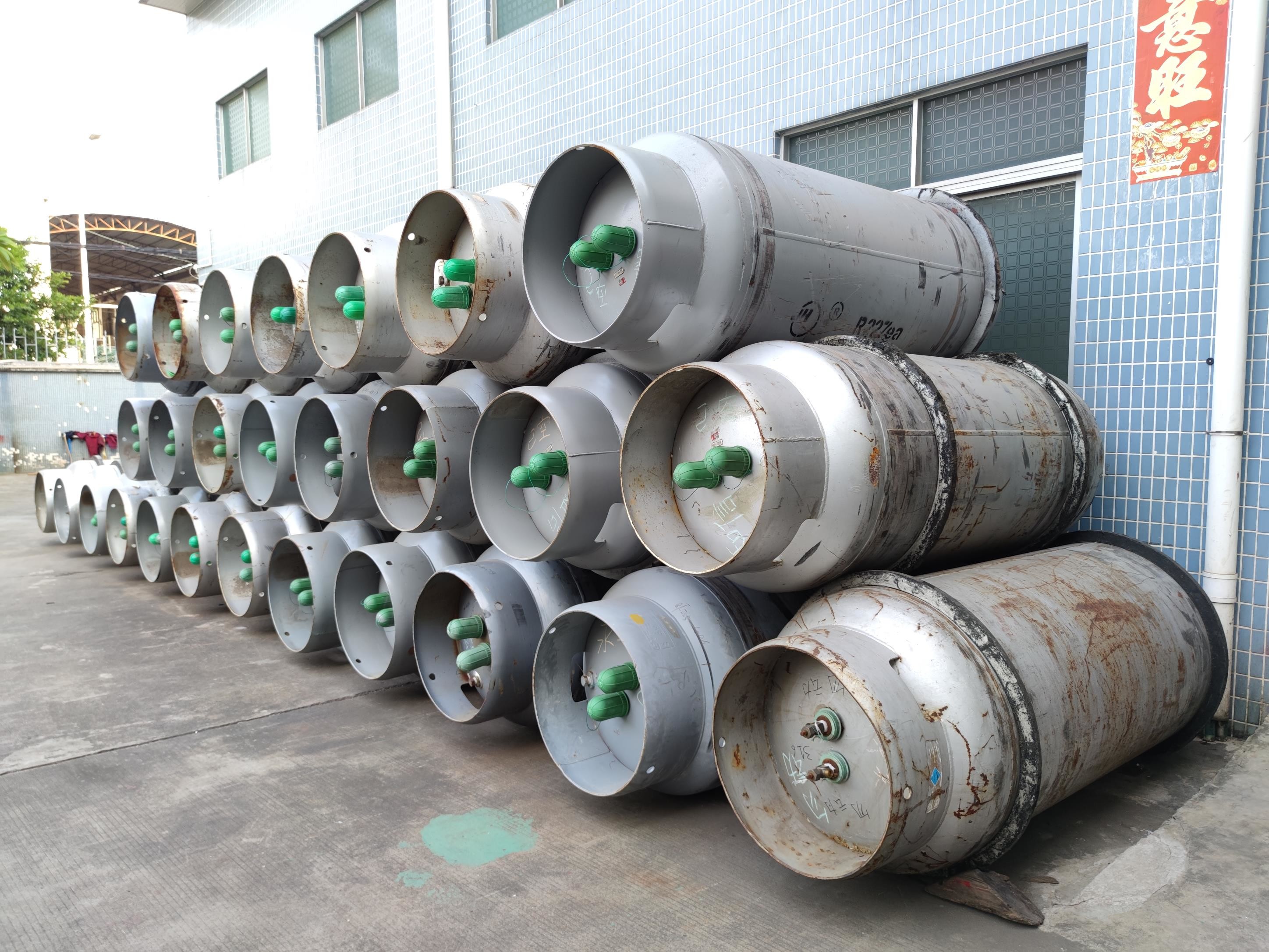 Effective FM200 Clean Agent For Extinguishing Class A B C Fires With Steel