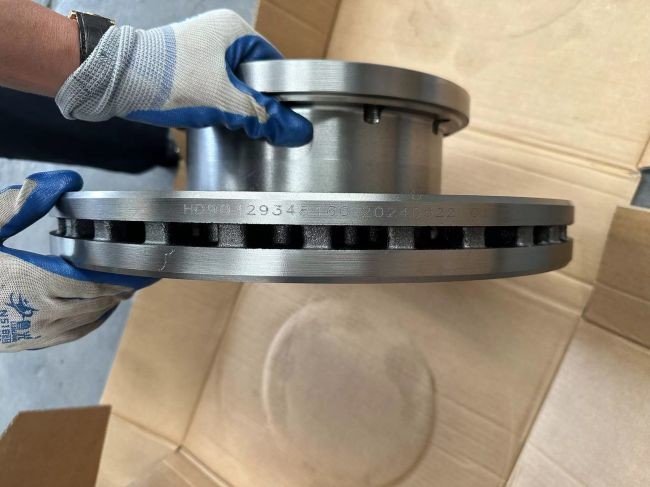 Brake Discs And Pads HD90129348160 HOWO Truck Parts Shacman X6000