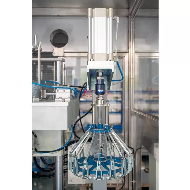 Coating Bucket Liquid Filling And Capping Machine 8pcs/Min - 25pcs/Min Explosion Proof Liquid Filling Machine