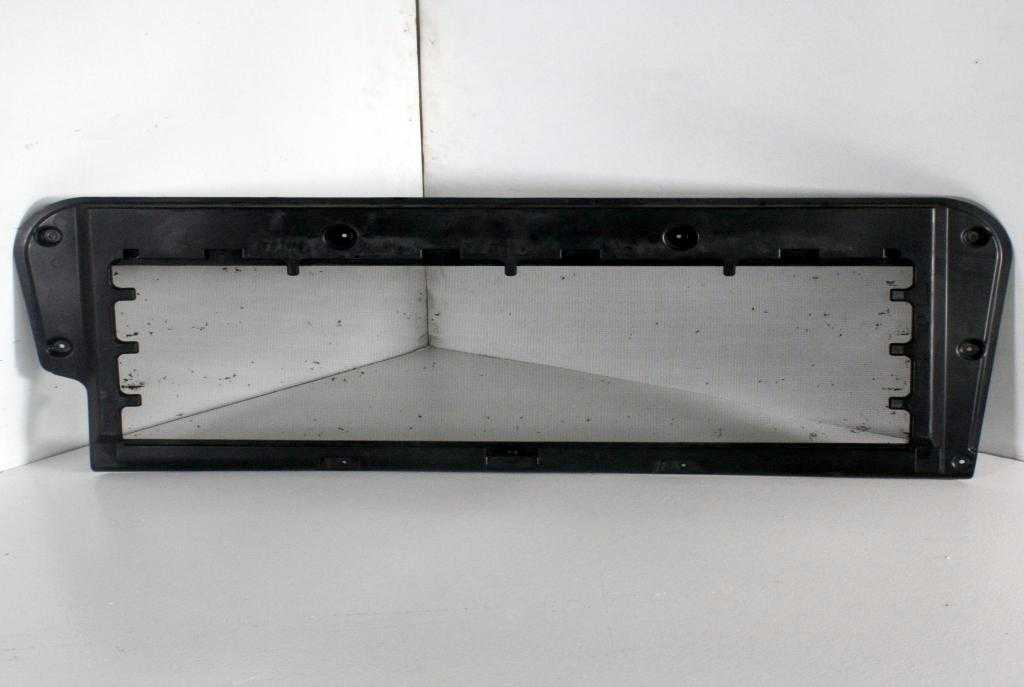 82056091 Air Shield Front Panel for Truck Parts European Truck Parts