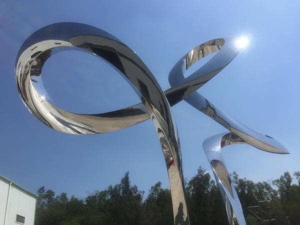 Garden Outdoor Metal Sculpture Metal Abstract Style For Square Decoration