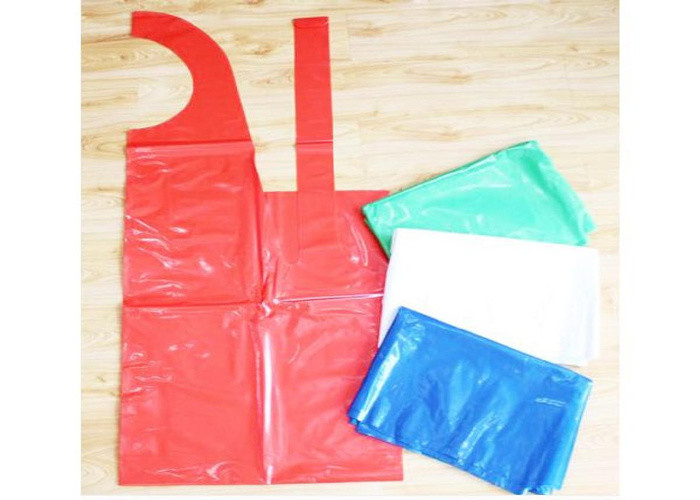 White Disposable Polythene Aprons On Roll HDPE LDPE Apron For Food Industry