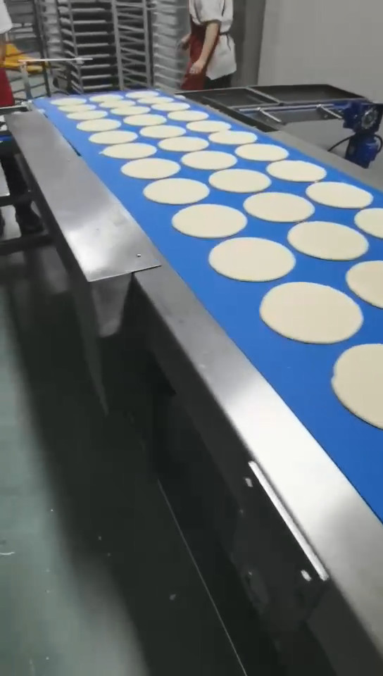 Customized Pizza Base Maker Line With 1 Year Warranty Commercial Pizza Equipment For Business
