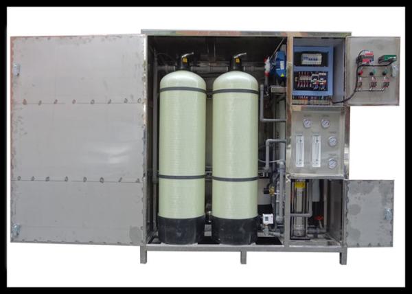 Full Closed High - Tech Water Treatment Accessories 500LPH Commerical RO System