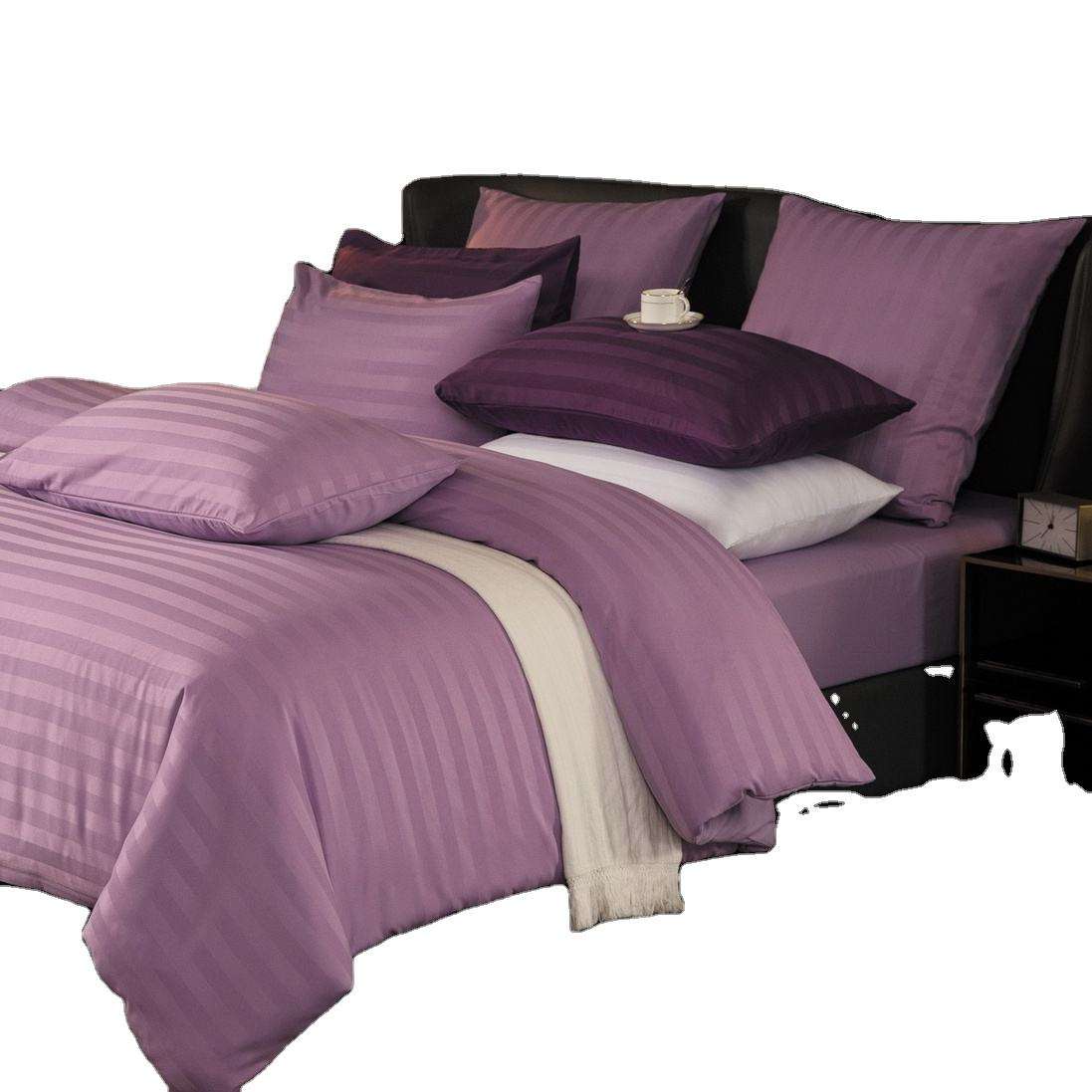 Multifunctional 100% Polyester Satin Stripe Pattern Bedding Set for Home or Hotel
