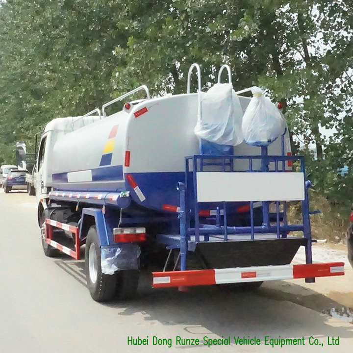 6000L Road Sprinkler Truck With Water Pump Sprinkler For Water Delivery and Spray LHD/RHD