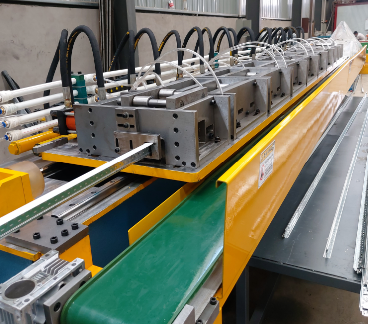 Punching part of T punching machine