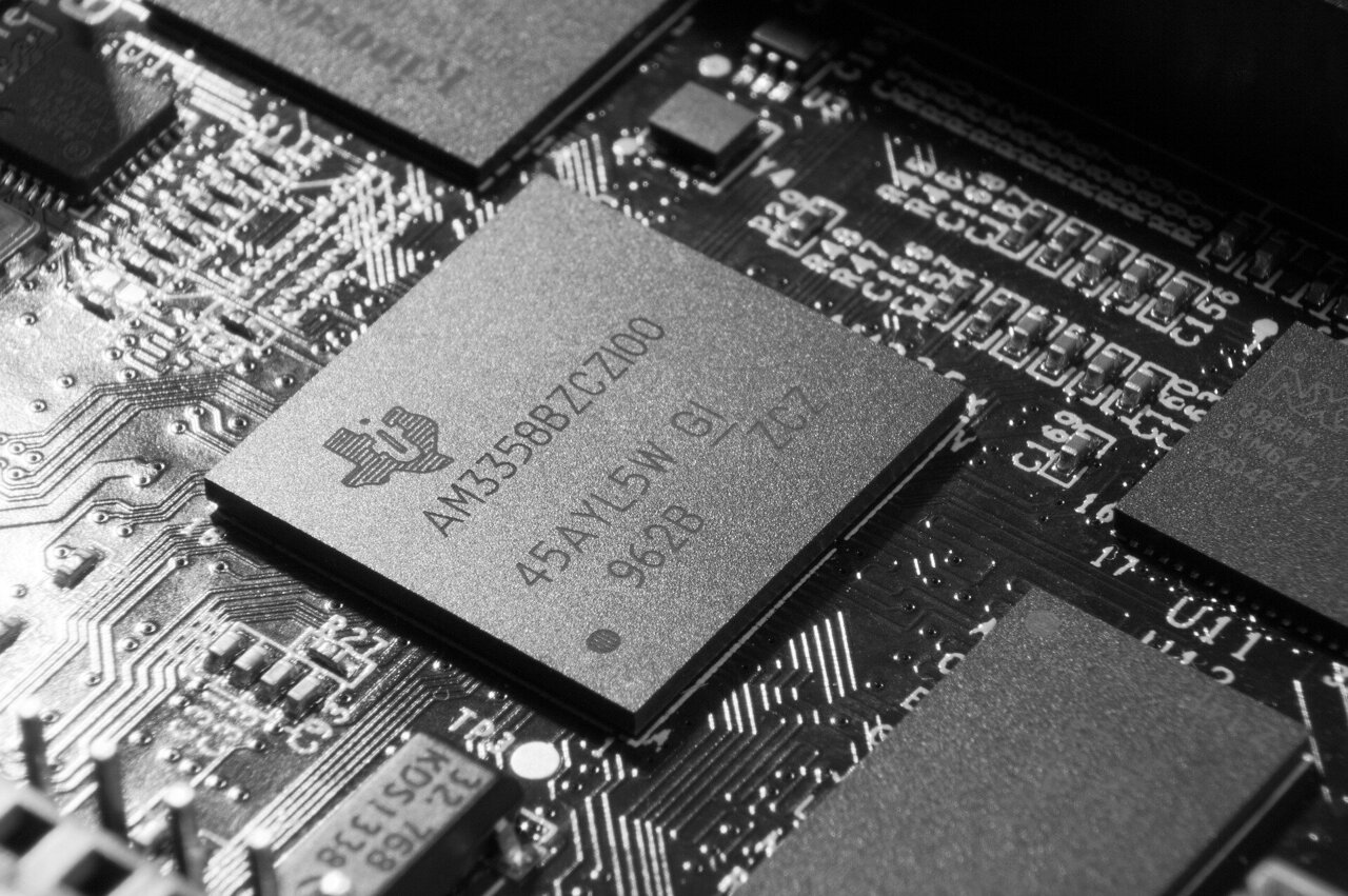 Texas/TI OPA4170AIPWR Electronic Components Integrated Circuit Book 32 Bit Microcontroller Board Mks OPA4170AIPWR IC chips
