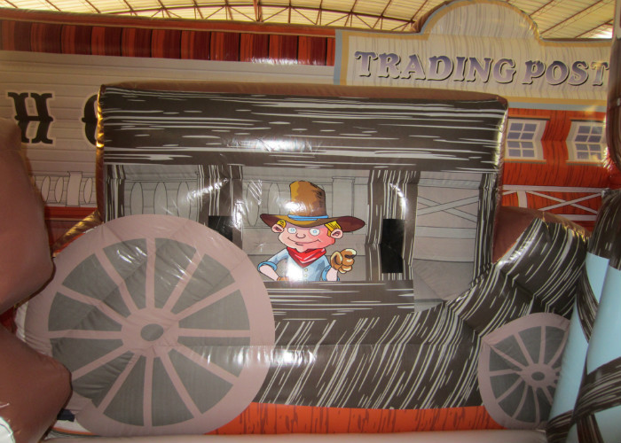 Wild inflatable western themed bouncer house PVC material inflatable farm house fun amusement park