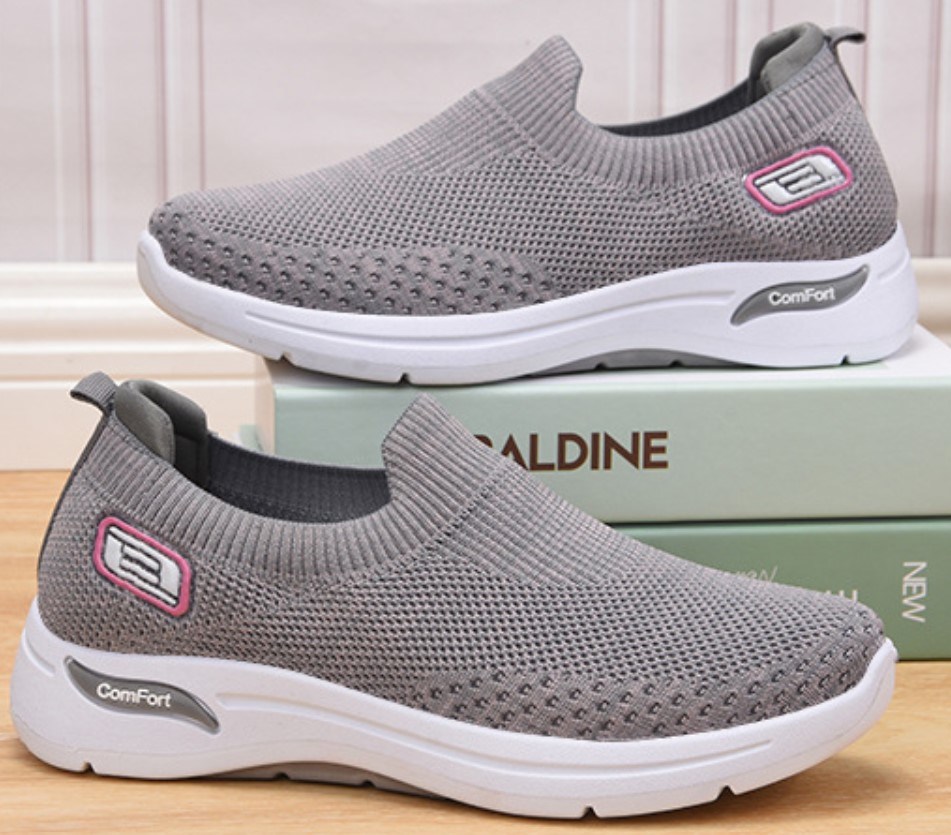 New Style Injection Shoes Fashion Shoes Flyknit Shoes Suede Leather Sneaker Shoes Sport Shoes Walking Jogging Running Shoes Casual Shoes Ladies Shoes Footwear