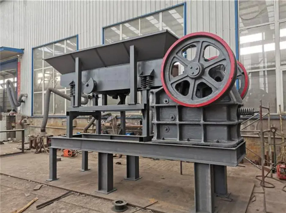Lab Portable Mobile Small Jaw Crusher Tracked Diesel Jaw Stone Crusher