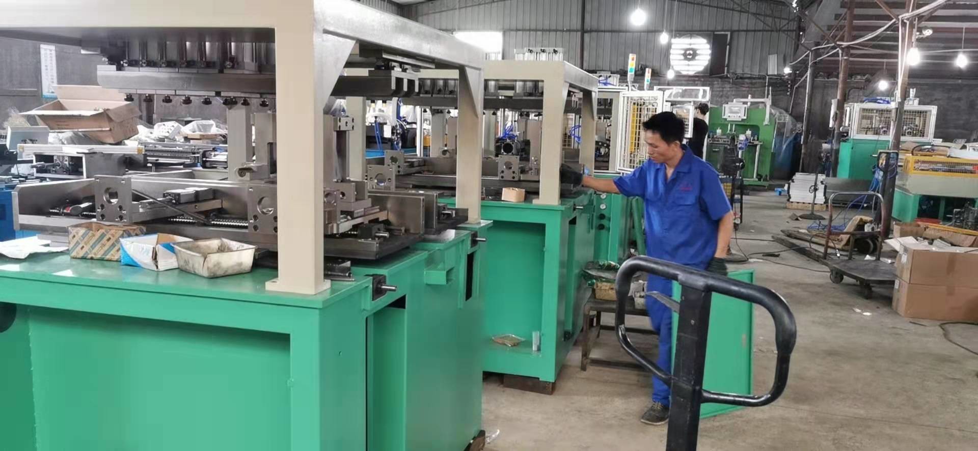Touch Screen 200 Models Radiator Crimping Tool , Radiator Manufacturing Machinery PLC Programmable