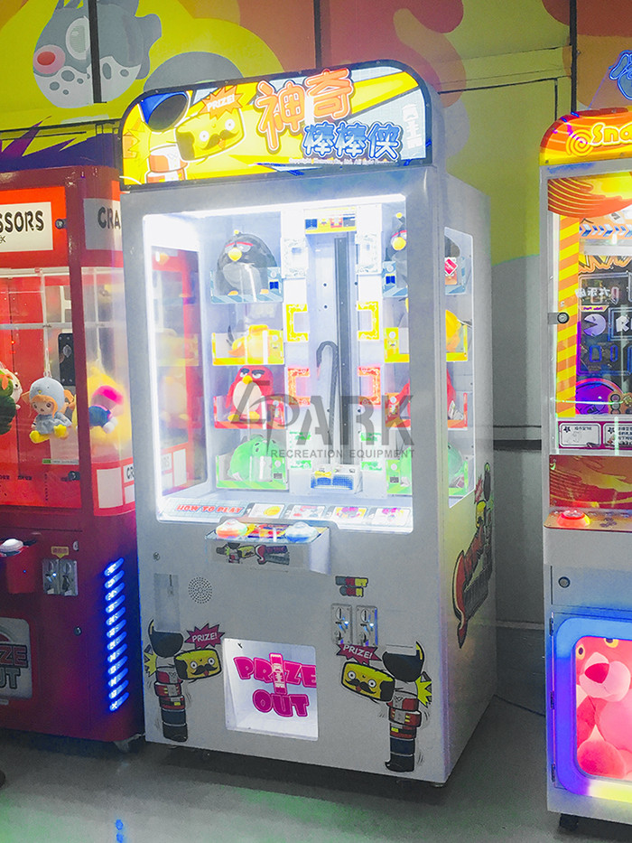 High Performance Crane Game Machine With Mini Keyboard , Toy Vending Machine