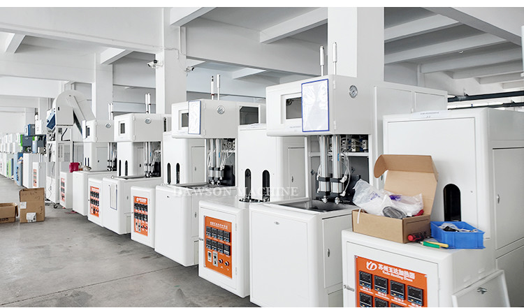 Plastic Can PET Transparent Can Food Sealing Can Blow Molding Machine