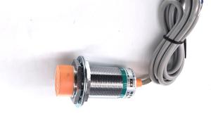  Magnetic Metal Waterproof Proximity Switch , Inductance Proximity Sensor Manufactures