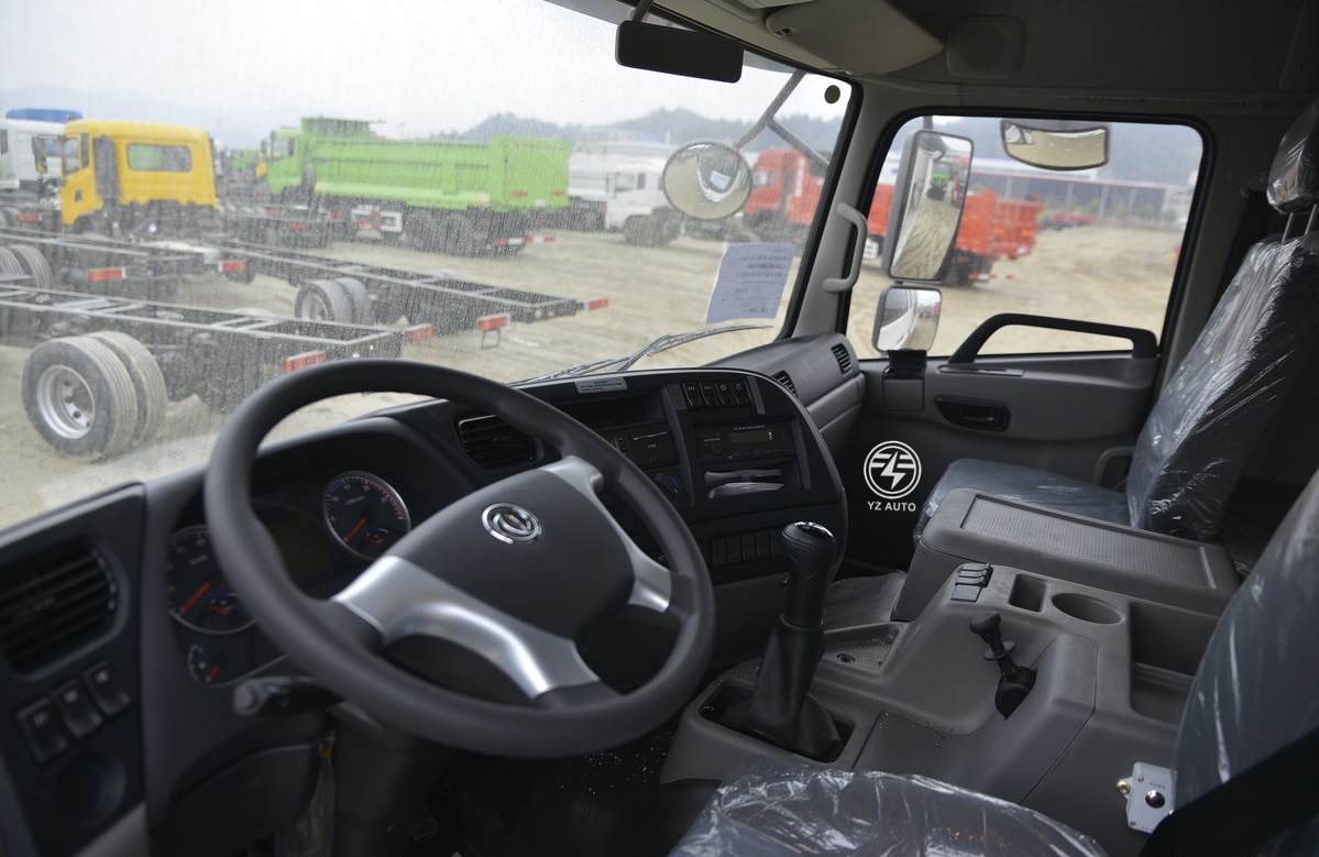 350hp Left Hand Drive 10 Wheel Dongfeng 6X4 Tipper Truck For Sand And Gravel Dumping